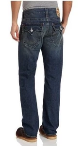 NEU True Religion Jeans Marke Herren Ricky Lowrise gerades Bein Multi-Stitch Logo - Bild 1 von 7