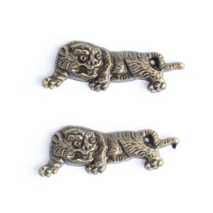 A pair Alloy Menuki ornament For Japanese Katana Wakizashi Tanto Swords handle - Picture 1 of 1