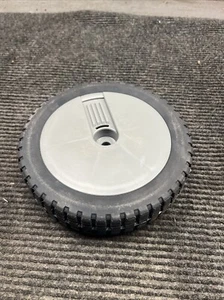 Barra de ruedas Briggs & Stratton 071132MA genuina de 8" x 2" nueva de stock - Imagen 1 de 5