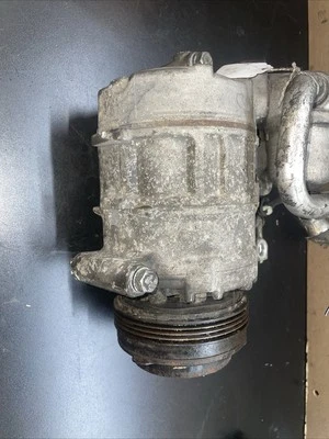 Compresor de aire acondicionado usado se adapta a: BMW X3 ID 2005 64526916232 grado A Foto 1 de 4