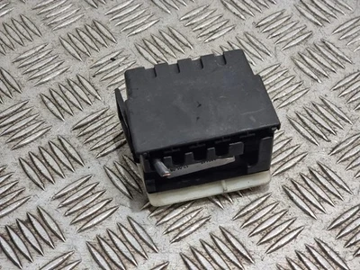 Modulo scatola fusibili CITROËN C3 Picasso 9656984480 1.60 Diesel 80kw 2009 33334700 - Immagine 1 di 2