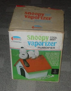 SNOOPY COOL MIST  VAPORIZER  HUMIDIFIER  AMSCO  MILTON BRADLEY  BOXED  PEANUTS - Picture 1 of 8