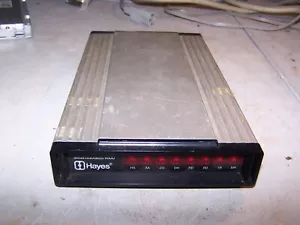 Hayes SmartModem 9600 - VENDIDO COMO ESTÁ - Imagen 1 de 3
