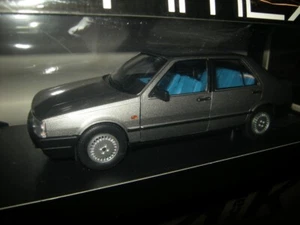 1:18 MITICA Fiat Croma 2.0 Turbo IE 1985 Polar gris/gris (MET 683) en embalaje original - Imagen 1 de 1