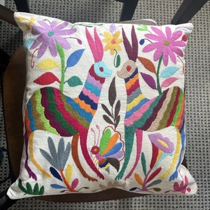 Authentic Mexican Otomi Tenango Embroidered Pillow 17” X 17” - Picture 1 of 8