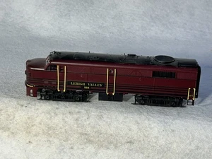Beautiful Proto 2000 FA  2 Lehigh Valley HO Locomotive (Incorrect Box) - Picture 1 of 12