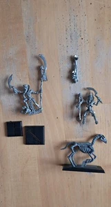 2 Warhammer Khemri Todespriester (beritten und zu Fuß) - Bild 1 von 3