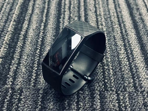 FAULTY Fitbit Charge 3 Advanced Health and Fitness Tracker Black 371485 - Picture 1 of 2