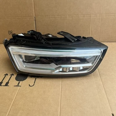 AUDI Q3 Front Right LED Headlight 2016-2018 8U0941034B Foto 1 de 4