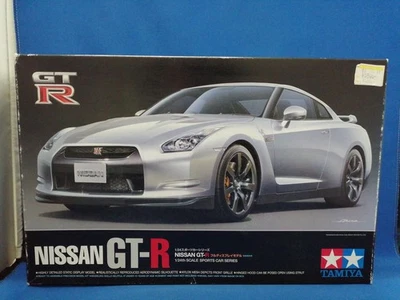 TAMIYA NISSAN GT-R - Usado Foto 1 de 4