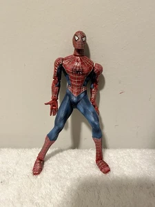 Modellino Spider-Man Movie TOYBIZ 2002 6" vintage - Foto 1 di 2
