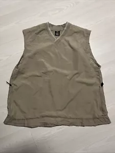 Nike Golf Performance V-Neck Pullover Vest Size Large Zip Pockets Beige P2P 25" - Picture 1 of 9