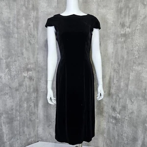 Vintage 40s 50s Jonathan Logan Black Velveteen Scalloped Bateau Neckline Dress - Bild 1 von 12