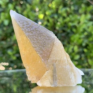 148.0g 8x5x4cm Gold Yellow Honey Calcite from China - Picture 1 of 5
