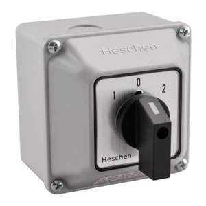 Universal Dreh-Nockenschalter, 660V 20A, Ein-Aus-Ein, 3-Positionen, mit Außendose - Bild 1 von 1