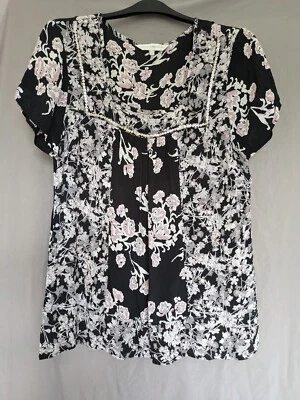 Rocha John rocha size 12 black and rose sequined blouse shirt sleeve  - Image 1 of 4