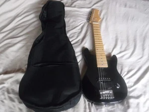 Black Electric Guitar And Case Mini Electric Guitar 27 Inch Unbranded Unknown - Picture 1 of 9
