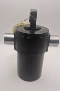 Hydraulik Kippzylinder T3W0525-24P019609 / 93186100052 - Neu - Bild 1 von 4