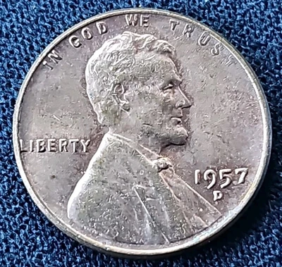 1957 D Mint Lincoln Wheat Cent Gem BU/Red Brilliant Uncirculated - Image 1 of 2