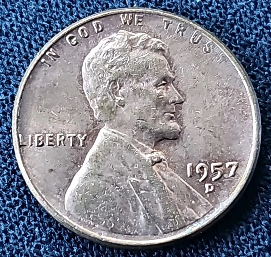 1957 D Mint Lincoln Wheat Cent Gem BU/Red Brilliant Uncirculated - Image 1 of 2