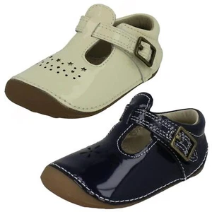 Scarpe casual eleganti pre-camminata da bambina Clarks in pelle T-Bar, piccolo salto - Foto 1 di 9