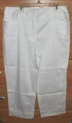 INGREDIENTES MUJER CAPRI TALLA 10 BLANCO ELÁSTICO BROADWAY PRECIO DE VENTA SUGERIDO POR EL FABRICANTE: $48.00 NUEVO CON ETIQUETAS Foto 1 de 2