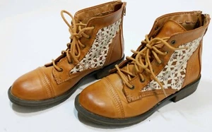 Steve Madden J THUNDR C Womens 4 Lace Up Combat Boots Lace Trim brown tan - Picture 1 of 7