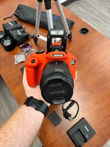 Canon EOS 4000D Digital SLR DSLR Camera - Picture 1 of 7