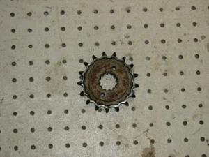 2003 HONDA SHADOW 750 VT750DCB FRONT SPROCKET 17 TOOTH 23801-MBA-000 - Picture 1 of 1