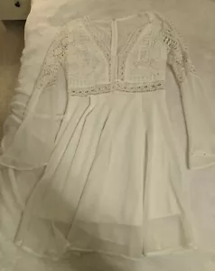 Weißes fließendes Spitzenkleid mit Ärmeln Größe S - Bild 1 von 4
