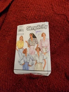 Simplicity 9857 Blouse with Button Front Misses Size 6 14 Sewing Pattern - Picture 1 of 2