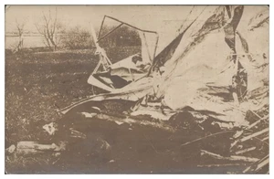 XX2247/ Abgeschossenes französ. Flugzeug  Foto AK 1917 WK1 - Bild 1 von 2