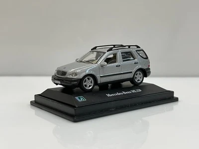 Mercedes ML Class W163 - Cararama Diecast Model - 1:72 - Boxed - Image 1 of 4