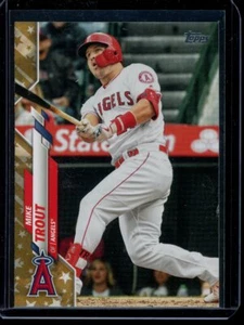 2020 Topps Complete Set #1 Mike Trout Gold Stars Parallel Card - Picture 1 of 2
