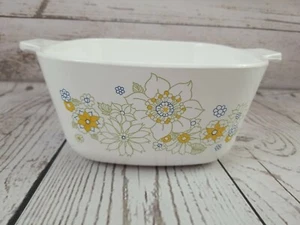 Casseruola vintage CorningWare modello margherita P-1 3/4-B quarto ritirata ottima! - Foto 1 di 11