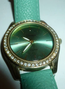 Ladies Geneva Platinum Silver Tone Blue band Analog Watch quartz - Picture 1 of 3