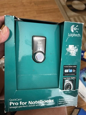 Logitech QuickCam Pro For Notebooks 2-MP Webcam Carl Zeiss Optics & AutoFocus - Image 1 of 3