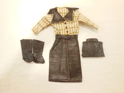 Habits haute couture pour DOLLY de GEGE :RALLYE N°1920.34 - Photo 1/2