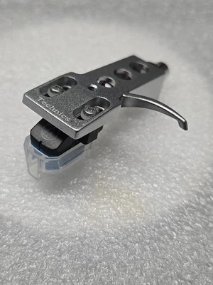 AT-VM95C Turntable Headshell/Cartridge Combo Kit Technics Style Headshell. New - Image 1 of 4