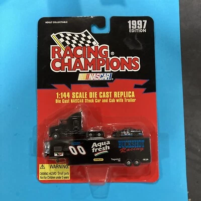 1997 Racing Champions  1:144 Nascar Stock Car and Transporter Aqua Fresh Foto 1 de 3
