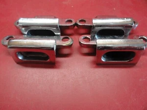 68-82 C3 Corvette T Top Alignment Housing SET Mounting Receiver C30337-2 - Foto 1 di 4
