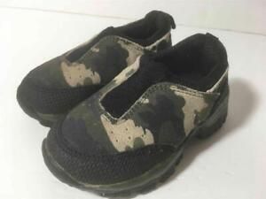 Children's Place Boys Leather CAMO Slip-On Shoes Sz 5 Toddler