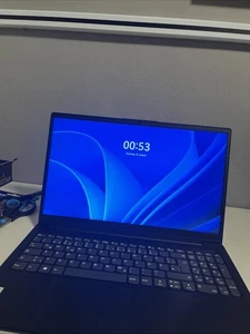 Lenovo Notebook 15,6 Zoll, Intel I7, Schwarz - Bild 1 von 5