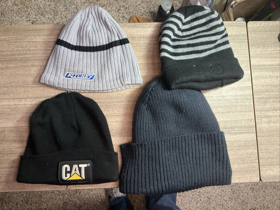 4 sombreros de puño de invierno con licencia CYRK Caterpillar CAT gorra negra, sombrero de puño forrado cálido Foto 1 de 4