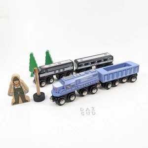 Circo Line Magnetic Wooden Train 9-Piece Lot Engines Cars Etc Thomas Compatible - Picture 1 of 11