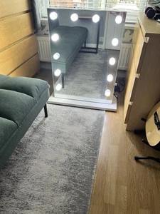 Hollywood Mirror Large Dressing Table Mirror with Dimmable lights - Picture 1 of 10