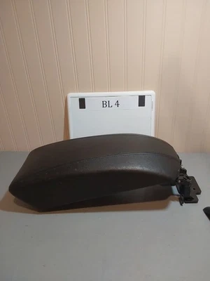 Apoio de braço Hyundai Sonata 2011 - Imagem 1 de 4