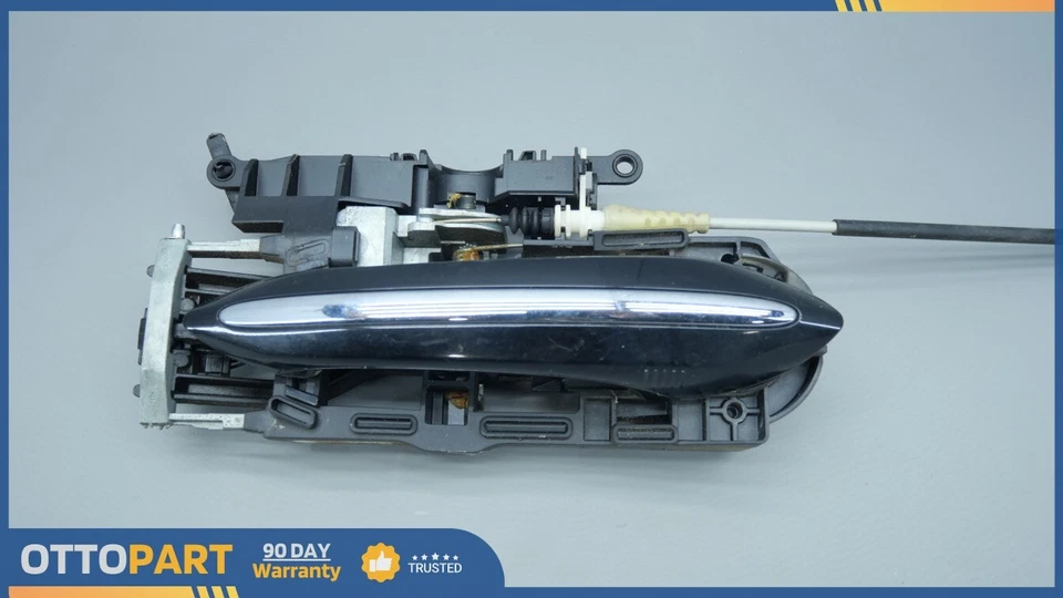 Manija de puerta exterior trasera pasajero derecho BMW 650I F06 2012-2018 4718722812 OEM. Foto 1 de 4