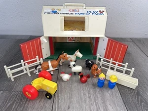 Vintage 1967 Fisher Price Little People #915 Play Family Farm - Picture 1 of 17