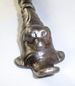 Antique Stove Lifter Cast Iron Coil ~ Wood & Coal ~ Cast iron Dog Face - Picture 1 of 24